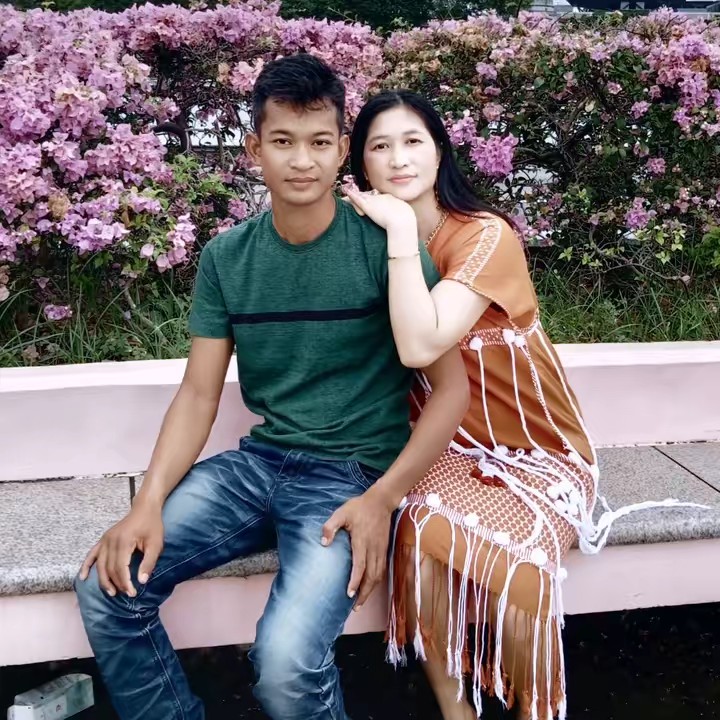 user8271309211628Phyu