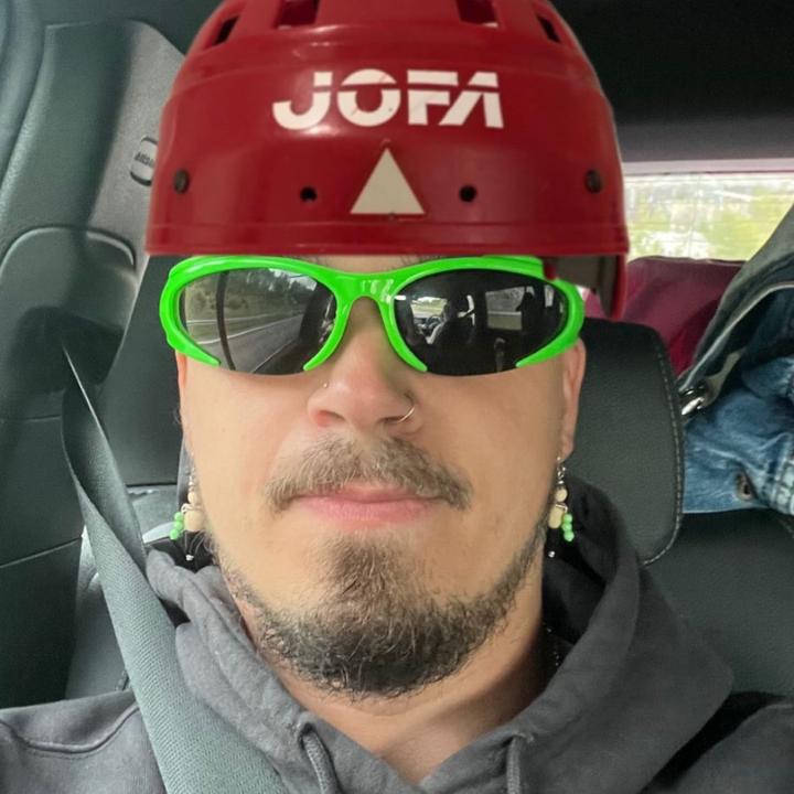 el!🏄🏽‍♀️