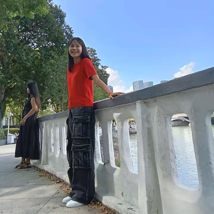 🇲🇲 hlaing 🇸🇬 ကသာသူလေးပါ💔