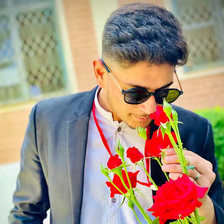 🍁乛ＡＣ丨FAWÁD🦋🥀