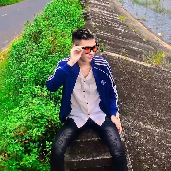 𝓓𝓾̛́𝓬 𝓑𝓪̆̀𝓷𝓰