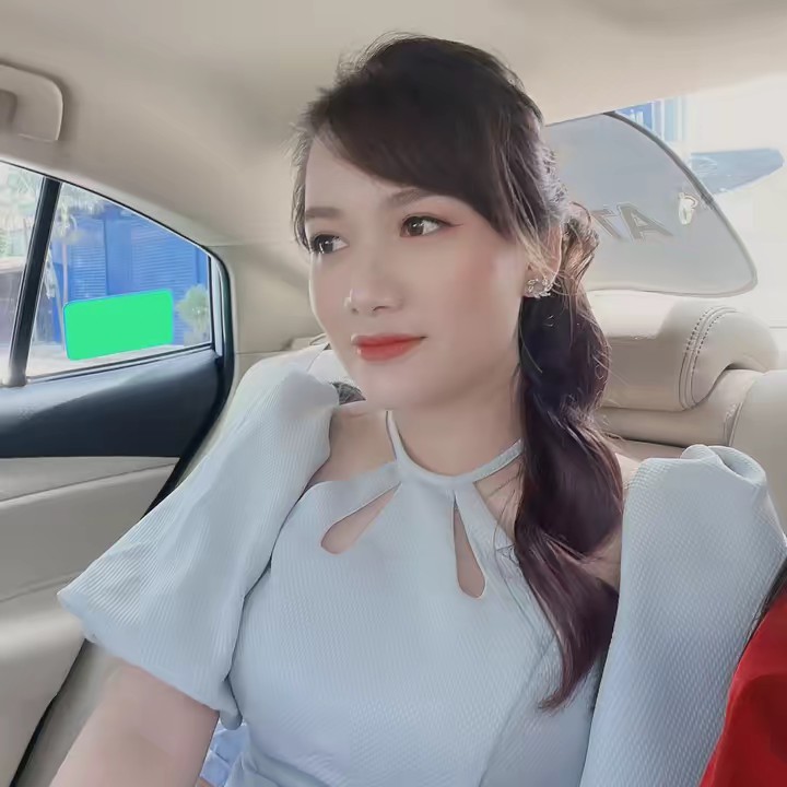 Lương Phương Trinh corner