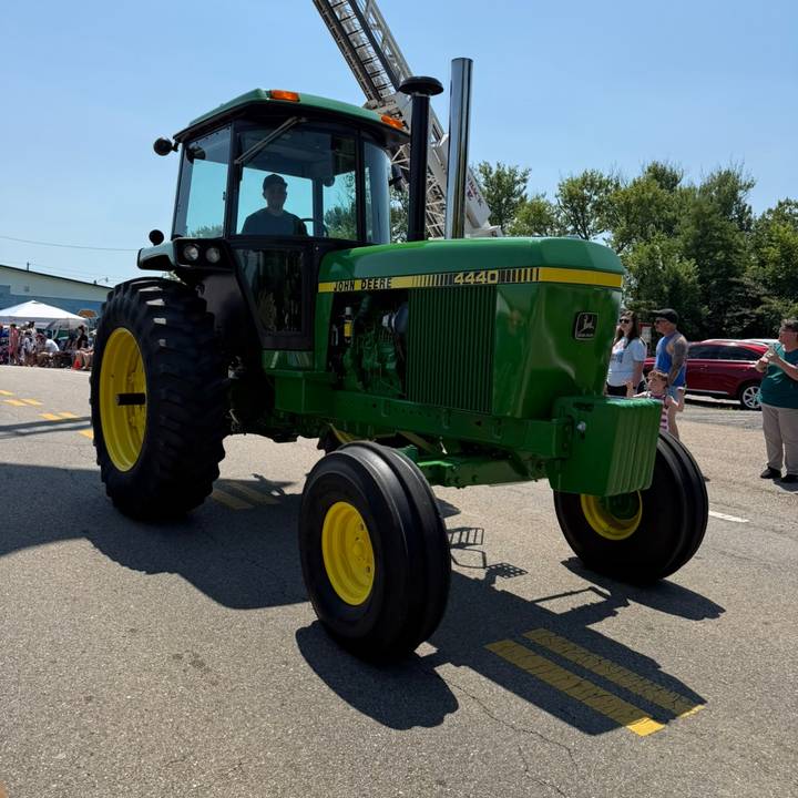 🚜🚜Iron horse 👑👑🚜🚜