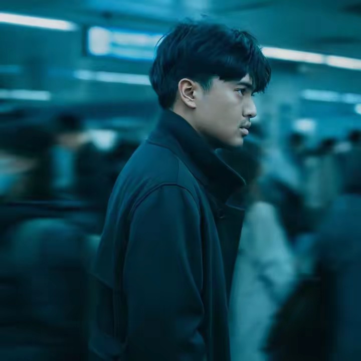 โดนัทแตะลอดขา