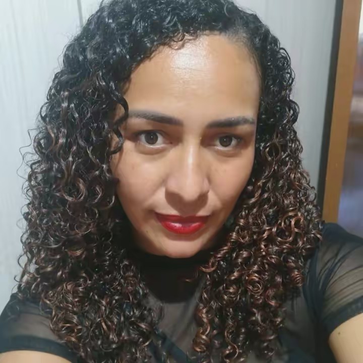 Aline Karine Aragão