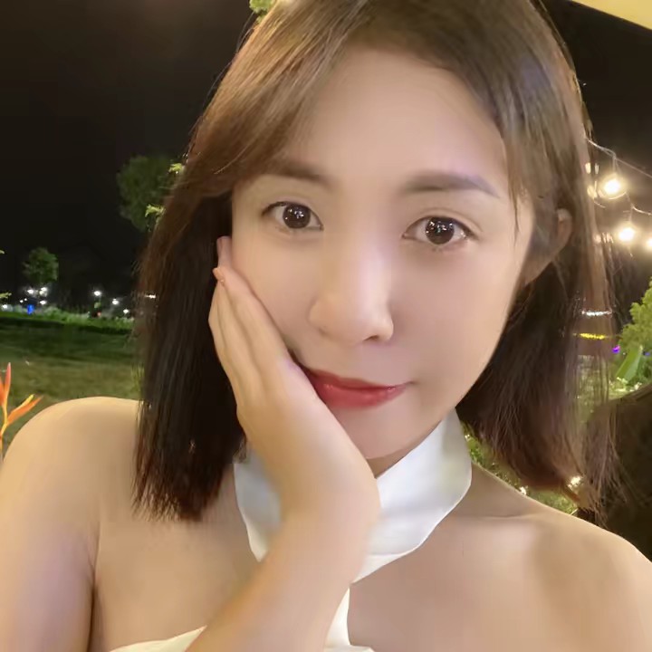 Tuyết Tuyết ❄️