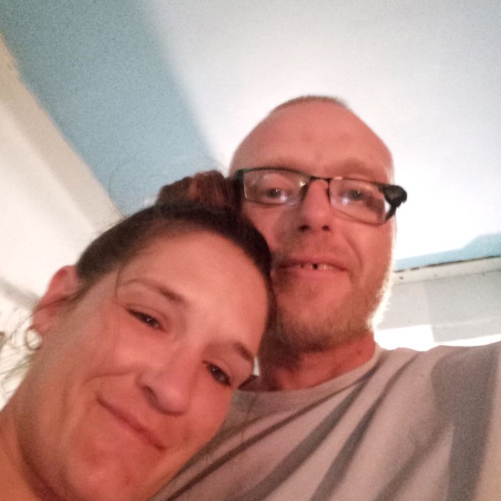 kim, smoke Kim come and smoke