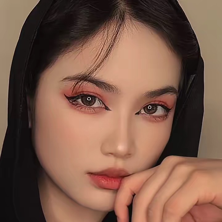 🐣𝐒𝐡𝐚𝐳𝐢-𝐆𝐨𝐥𝐥𝐢:)🦋