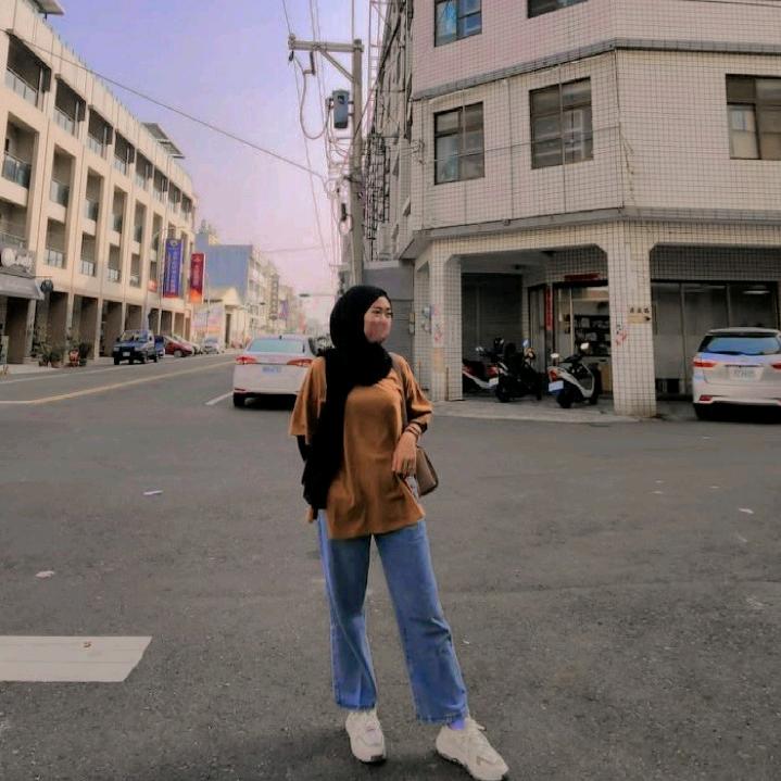 𝘿𝙝𝙚𝙠 𝙢𝙚𝙢𝙚𝙮 🇹🇼