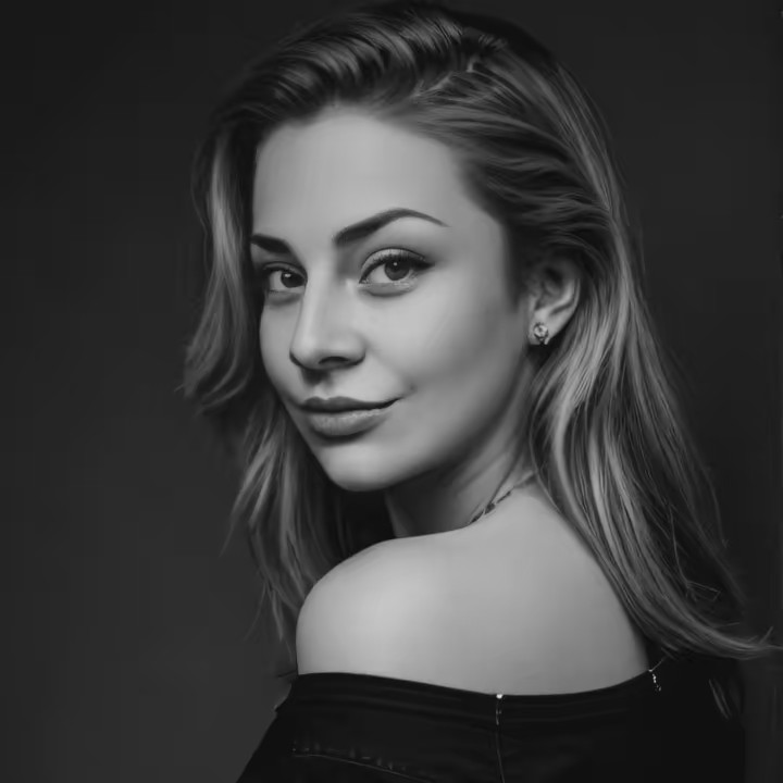 Анна Ефремова