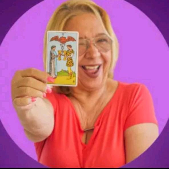 carmen tarot 🎇💫🔮