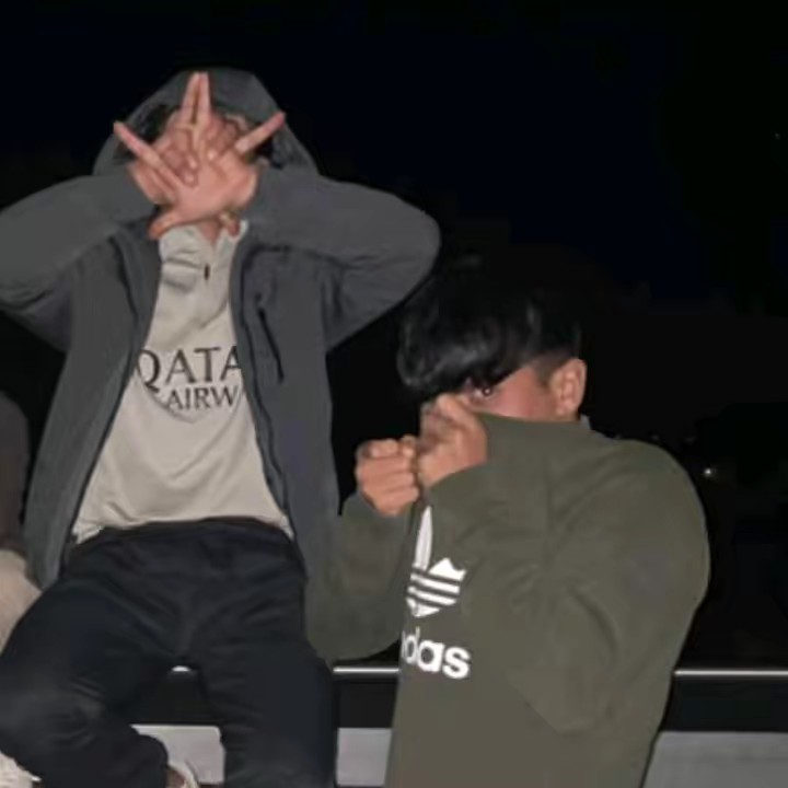 شوخ   هلک   🇩🇪☝❤3⃣1⃣3⃣