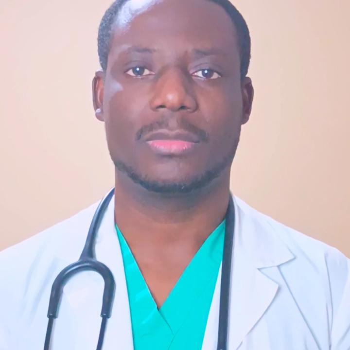 Dr. Louco🩺💊💉❤️