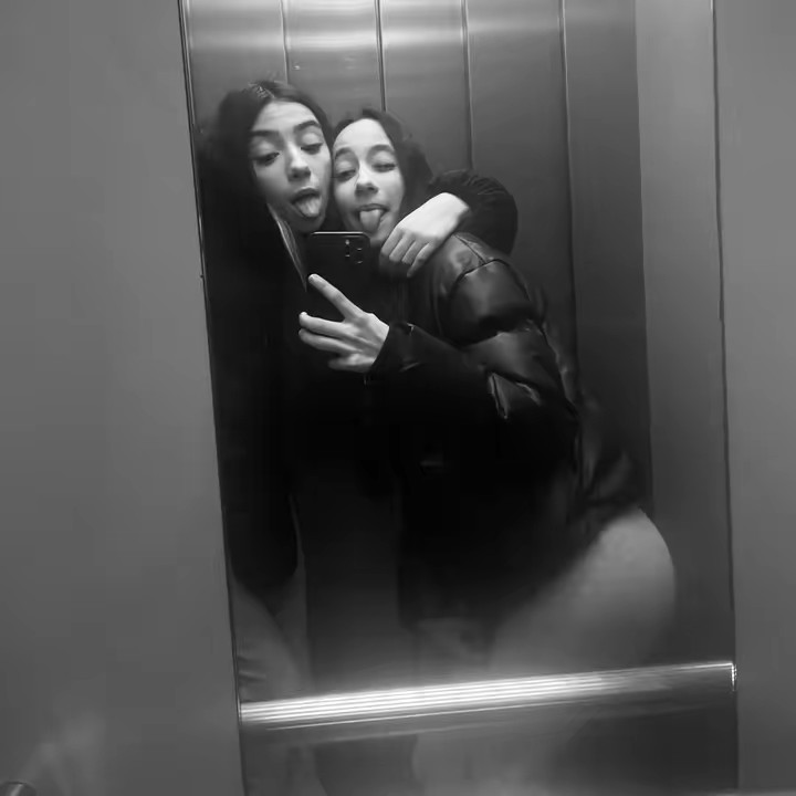 𝒩𝒶𝓎𝒾𝓇𝒶🌸