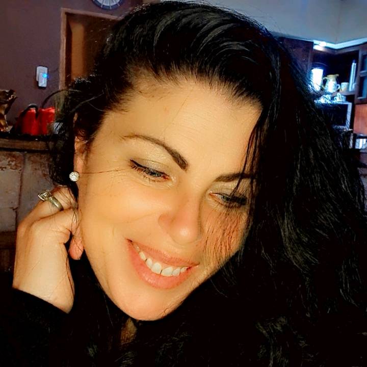 Lore.Marotte💉🩺👭👩‍❤️‍👩🌺