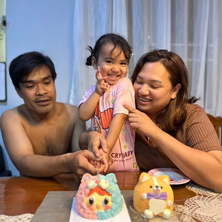 น้องแมรี่ ที่ชอบเข้าเซ่นเว่น