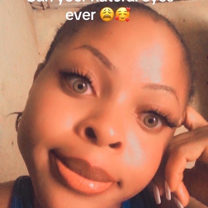 natural cute eyes girl🌺