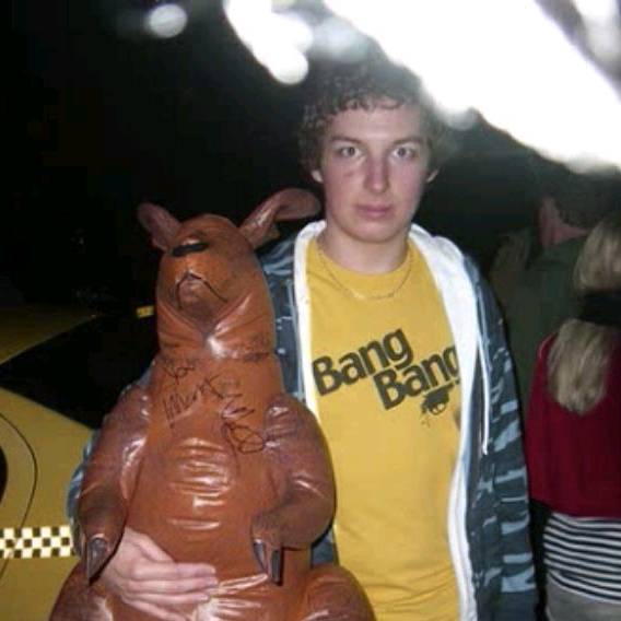 𝄞𝑴𝒄𝑲𝒆𝒏𝒛𝒊⚭🐦‍🔥