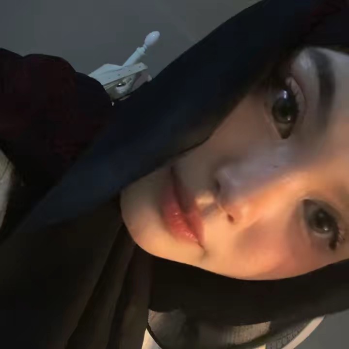 𝐮𝐬𝐞𝐫𝐥𝐨𝐯𝐞𝐝𝐚𝐢𝐬𝐲 ✿❥