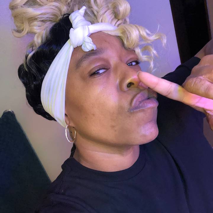 Leigh lo   A. K. A LAURA F