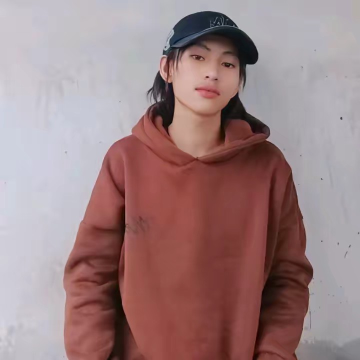 លី យ៉ុងយី៚