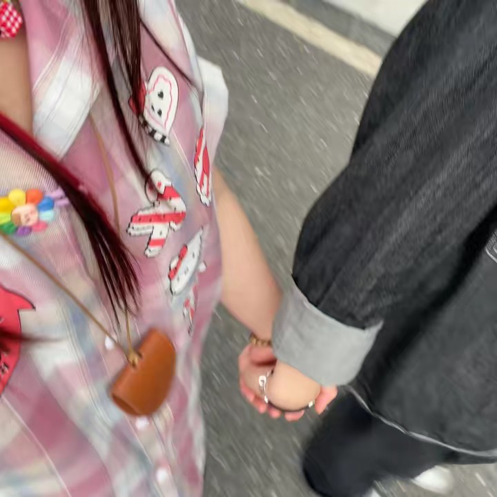 nhà có 2 eim bé 👉👈