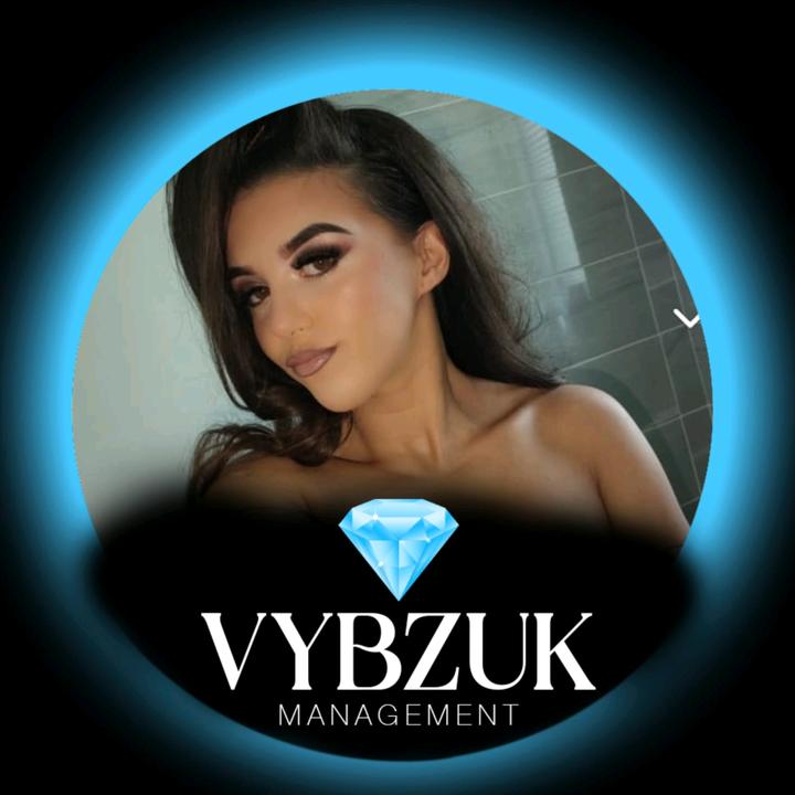 🧸🧸 Caitlin 🧸🧸