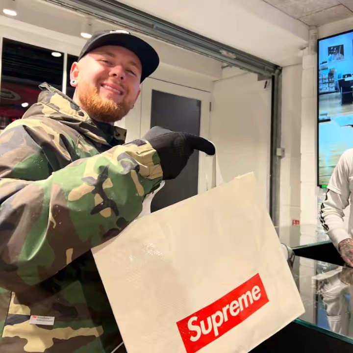 Joe Hughes│SNKRS & Streetwear