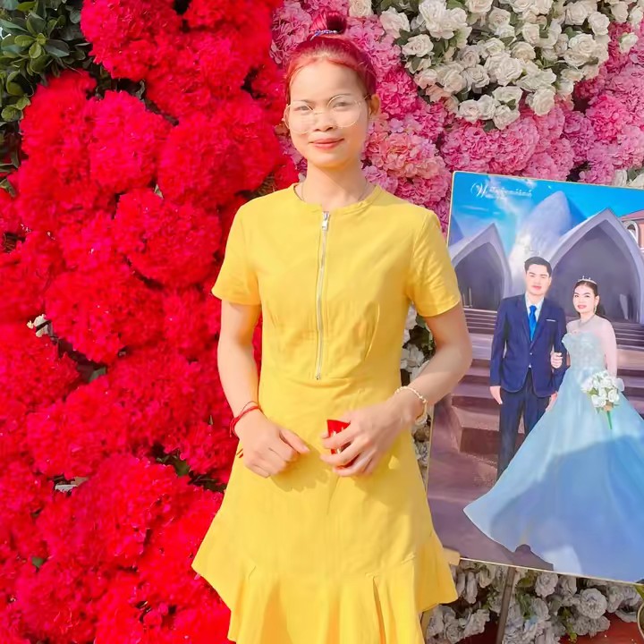 បុត្រី ទីពី