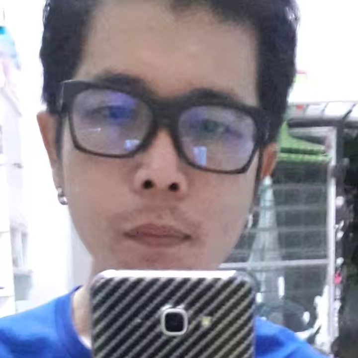 ภัทร (ภาณุภัทร)Shop