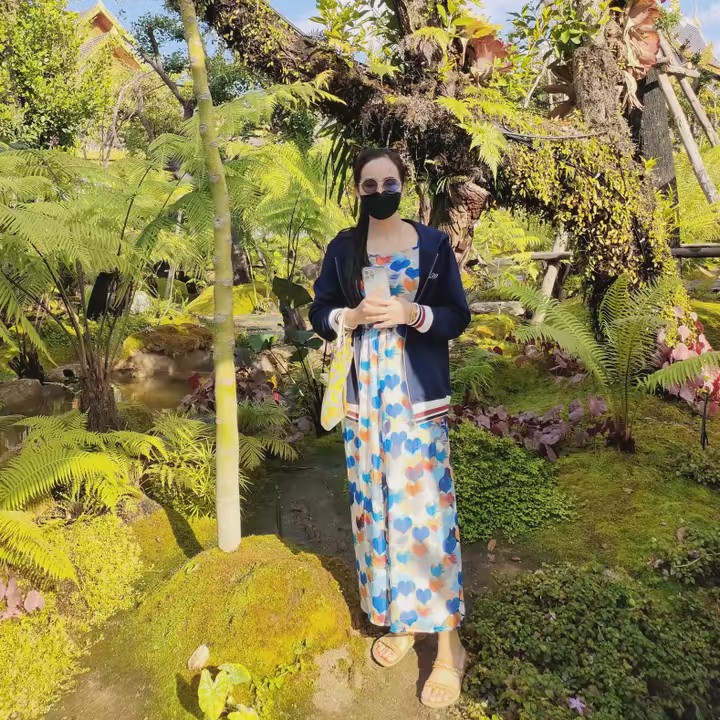 ชญาภา บอกต่อ