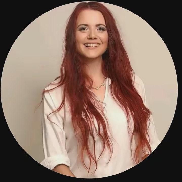 Medium Syndia Detzler