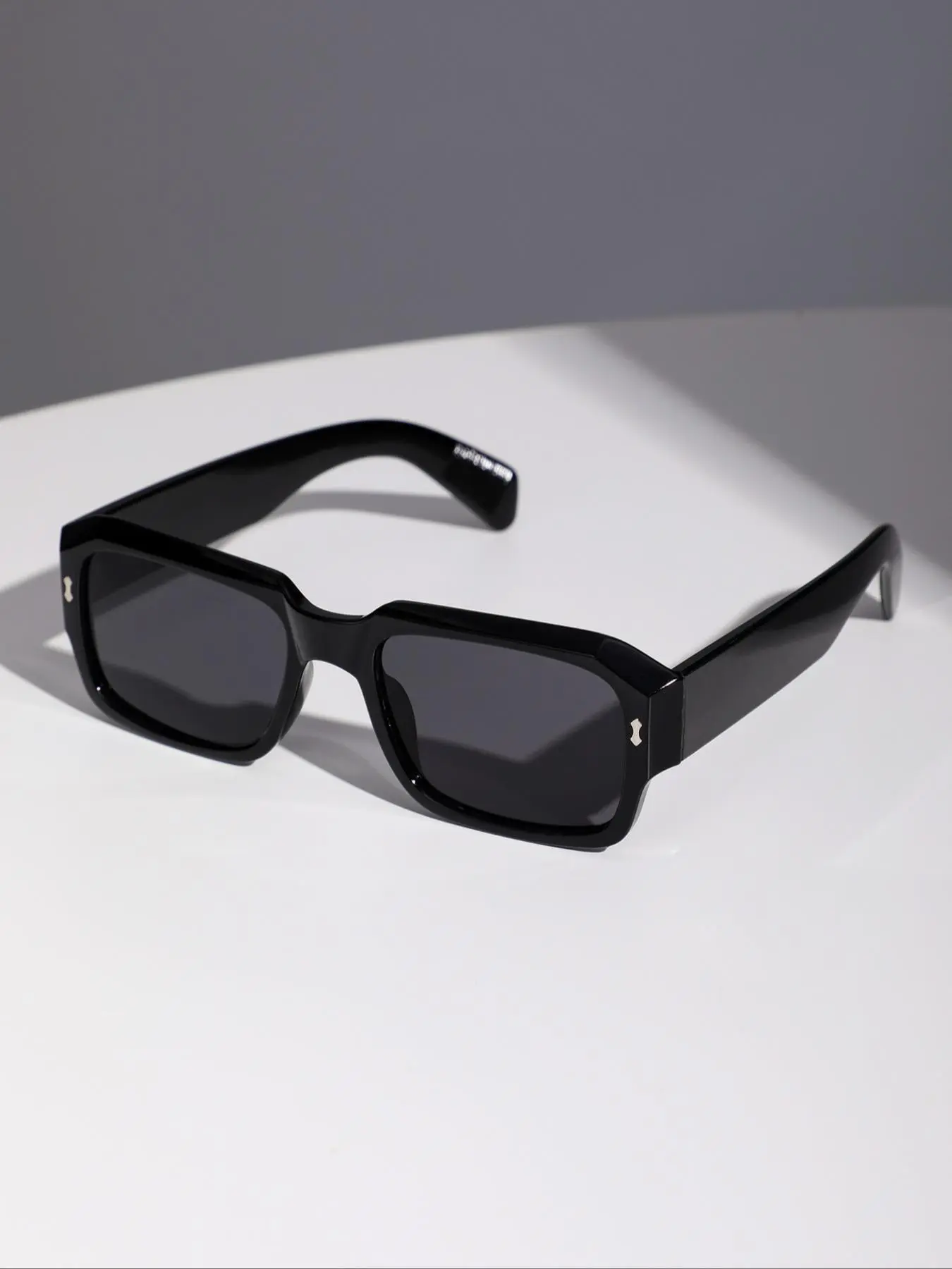 Simple Plastic Sunglasses for Men & Women Back To School, 2024 Trendy Casual Square Frame Sunglasses for Beach Vacation, Modern Fashion Accessories for Outdoor Activities Summer Glasses