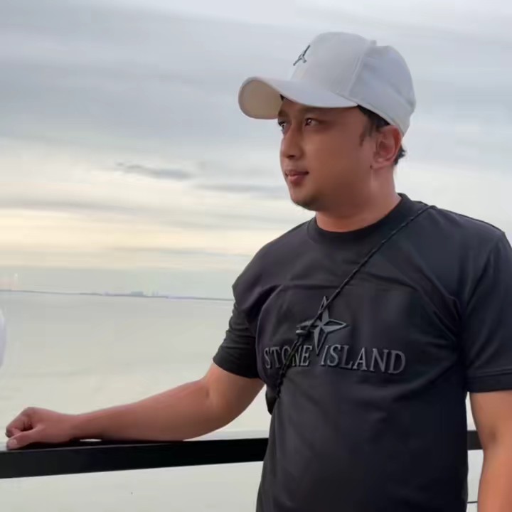 Izz | Penghasut Tiktok