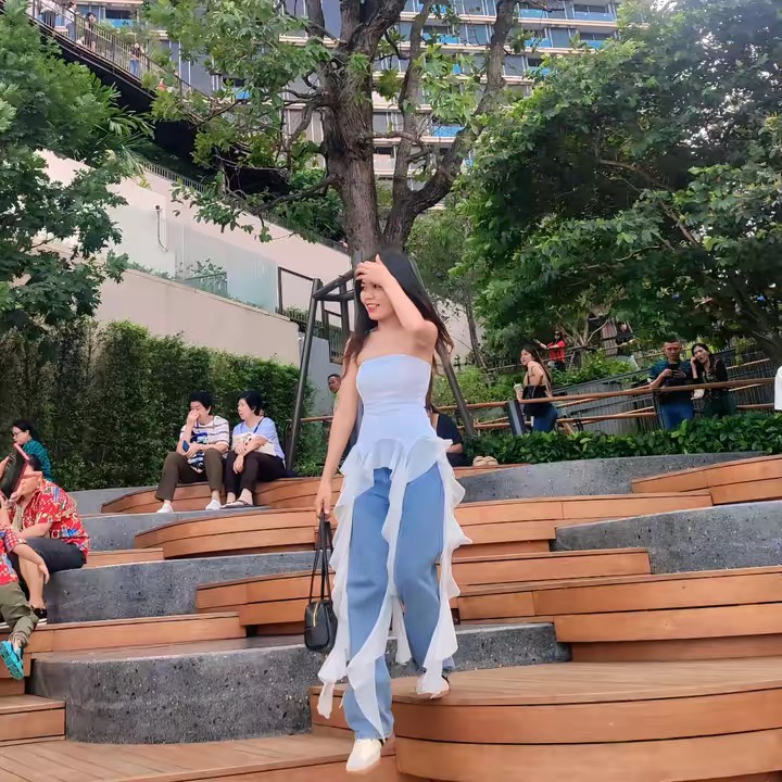 Wai🌷🦋 Zin🌷🦋