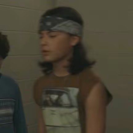 – Loloh ! (Your'gf 🤍)