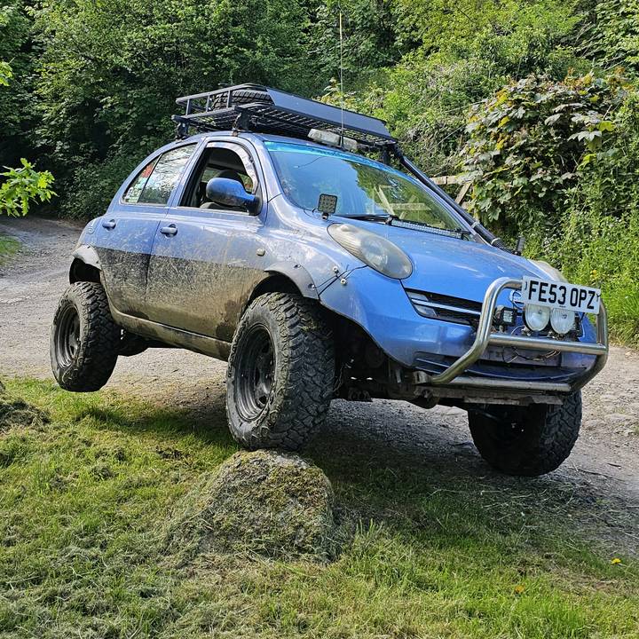 Shitbox Micra Things