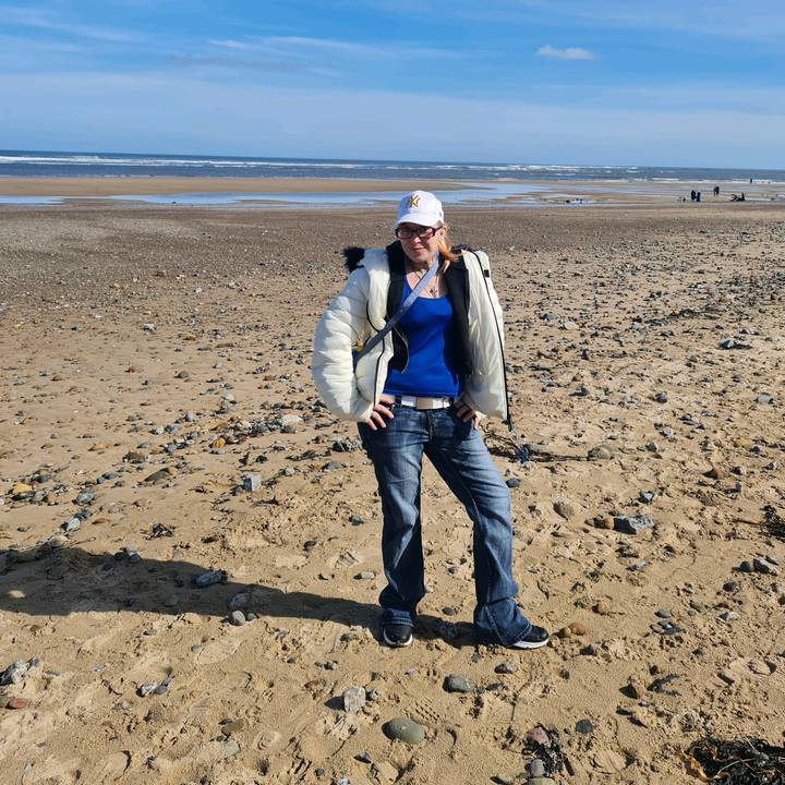 💜B💙E🩵C🤍K💚I🧡E💛 & ZUES⭐