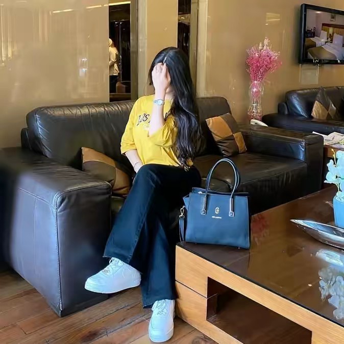 ᶠᴬˢᴴᴵᴼᴺ ˢᵀᵁᴰᴵᴼ ❤️🖇️🦋✨