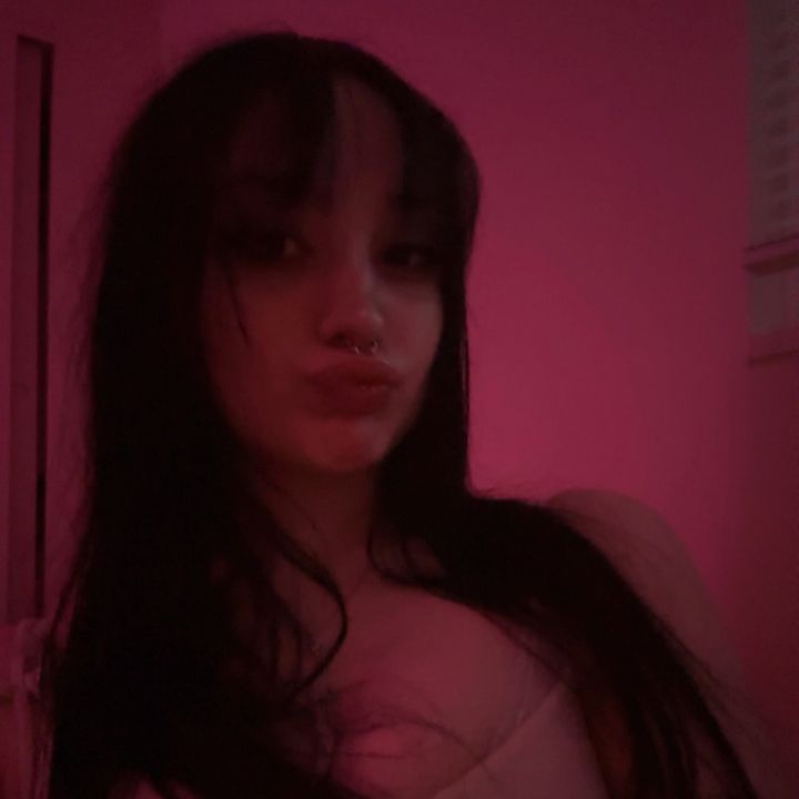 stilllivinoutyamamahouse