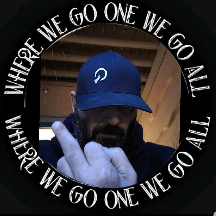 《🇺🇲TheCrazyGreek🇬🇷》