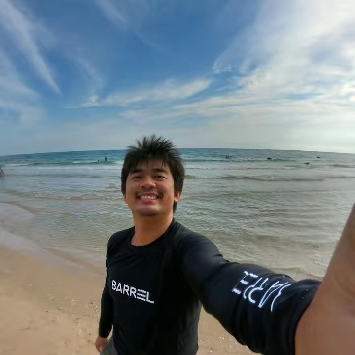 นายอาร์ม อารมณ์ดี