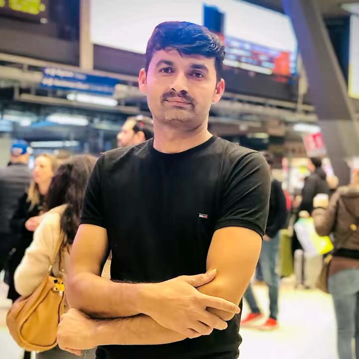 🇪🇺𝕂 ℍ 𝕀 ℂ ℍ 𝕀🇮🇹