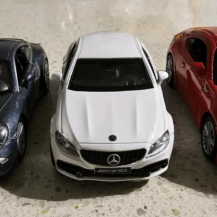 Bimbo Blade 🇨🇦