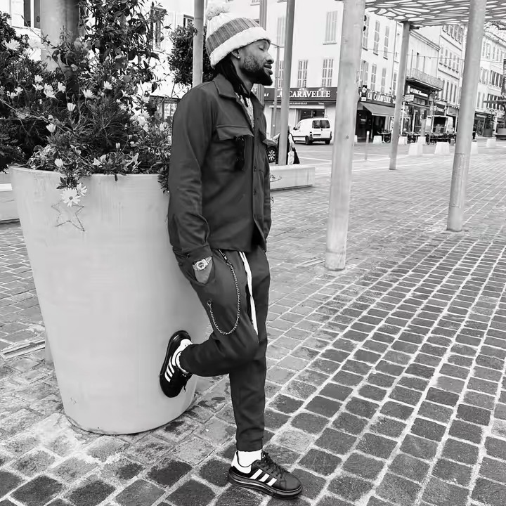 Jim Money 💰 🤑 💸