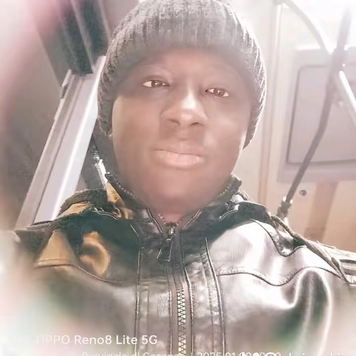 Ebrima K 🇬🇲💫⭐💕