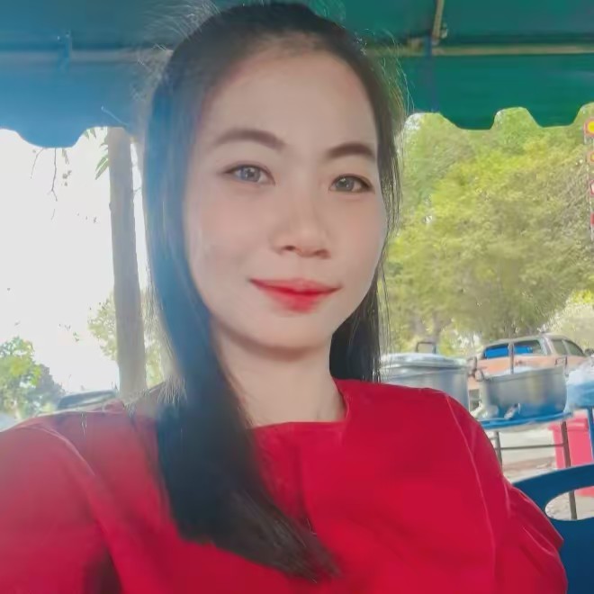 อุ้ยอ้ายขายของ