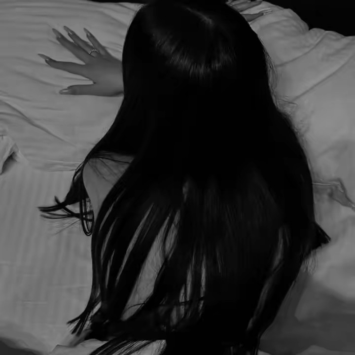 𝔄𝔪𝔢’☔︎︎