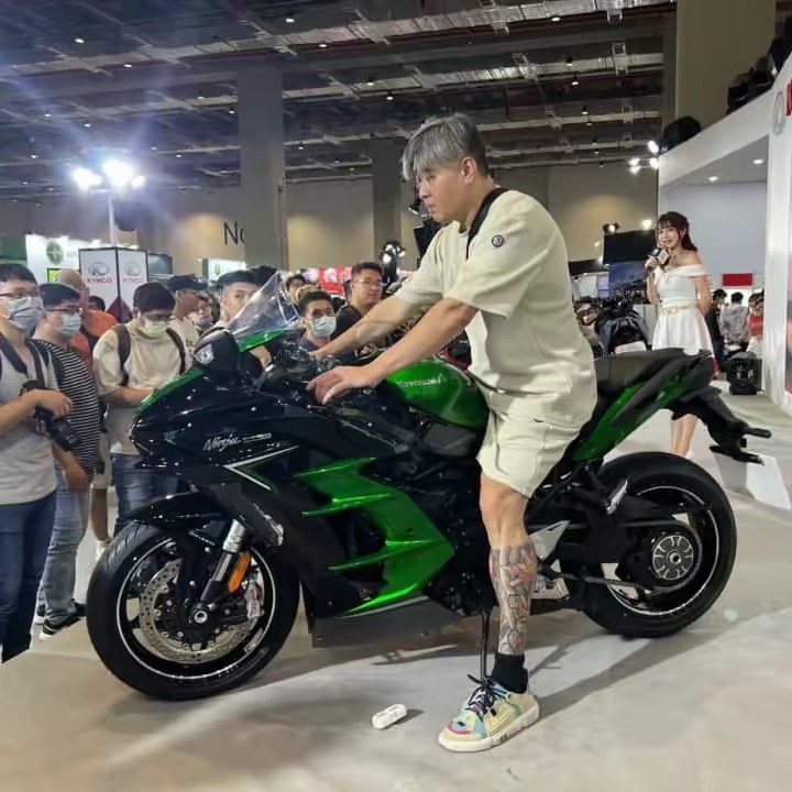 🏆黃上皇🎙️🎹🎧🎤🎛️ 🅜🅥🅟🏆