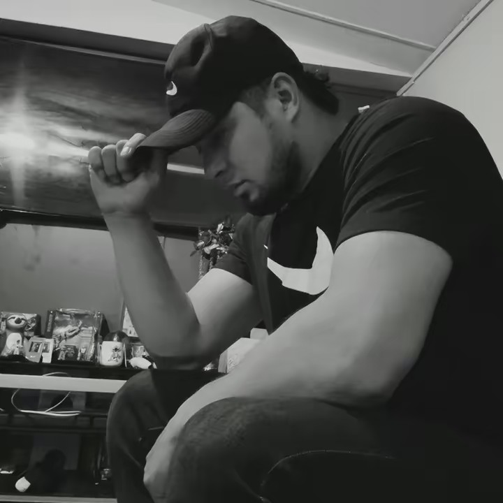 👣🦾Arnold1505🪜